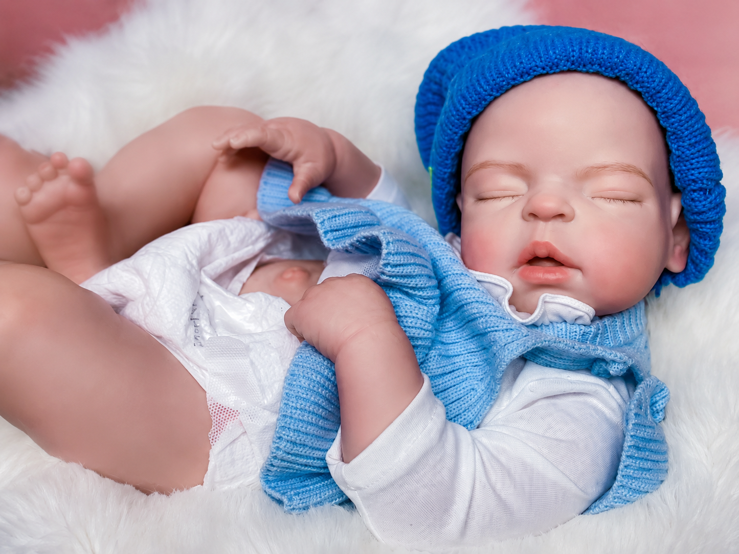 Willow – 55 cm Full Body Silicone Reborn Baby Girl Doll