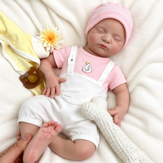 Hazel – Sleeping Full Silicone Baby Girl 45 cm | Squishy Newborn with Open Mouth for Her Dummy