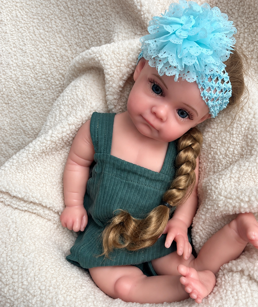 Mia" the Magical 50cm Stretchy Soft Silicone Hyper realistic Reborn Doll