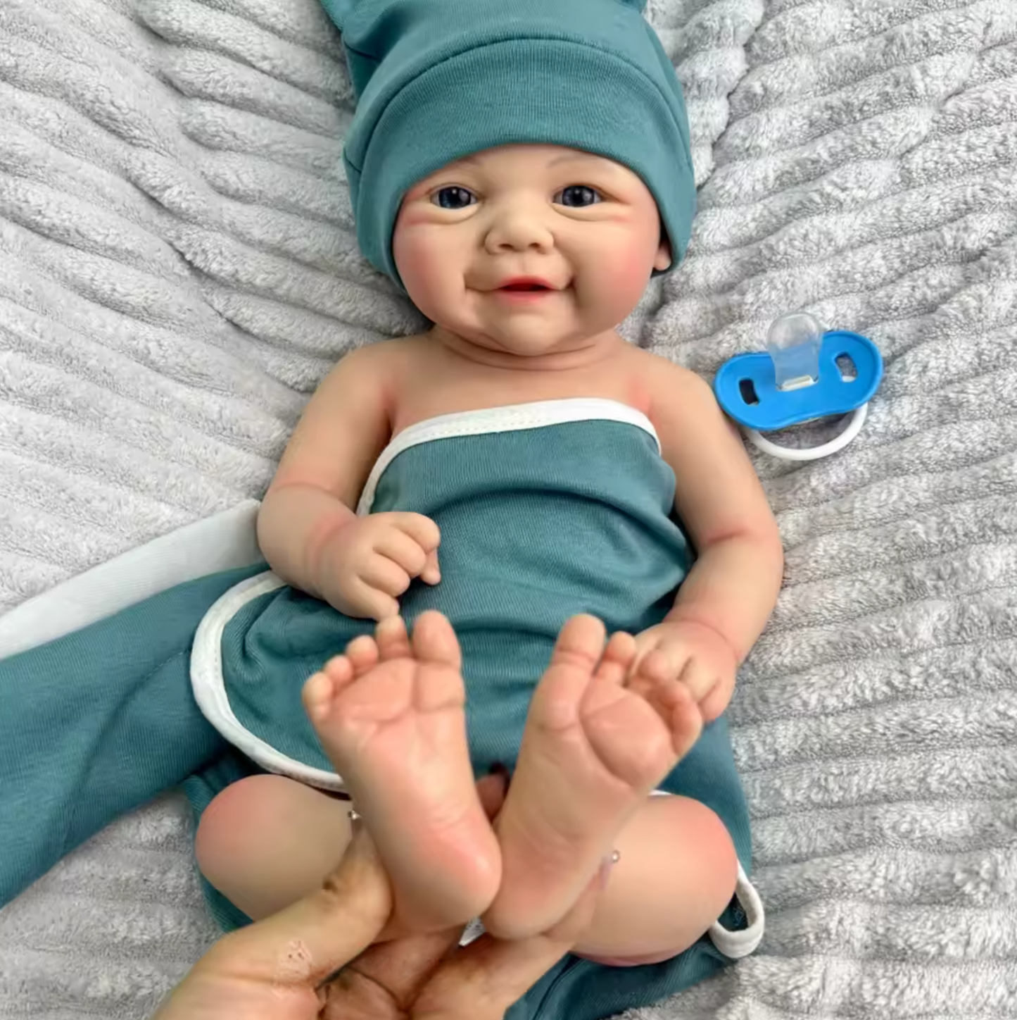 Vivienne – 17" Full Body Silicone Reborn Baby Doll